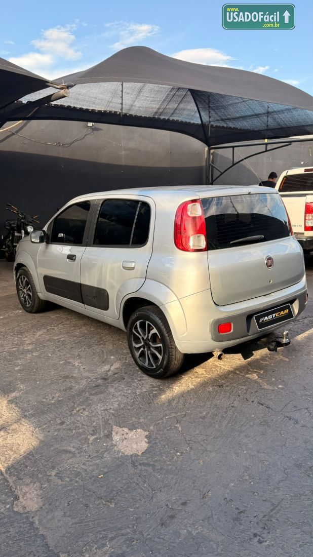Fiat Uno Vivace 1.0 EVO Fire Flex 5P 2014/2015 — foto 6 de 7