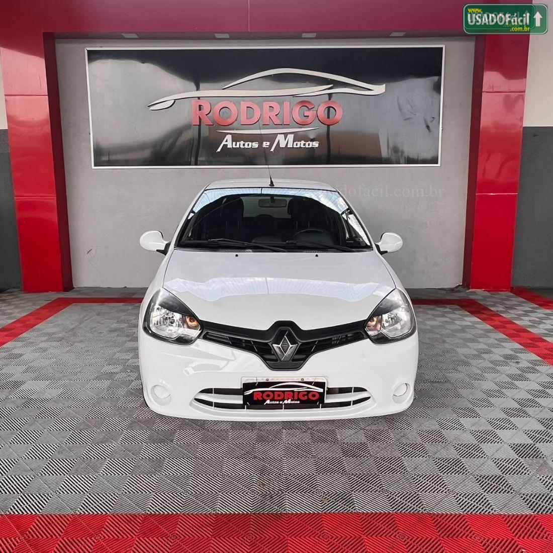 RENAULT Clio Expression 1.0 4P flex 2016/2016 — foto 2 de 11