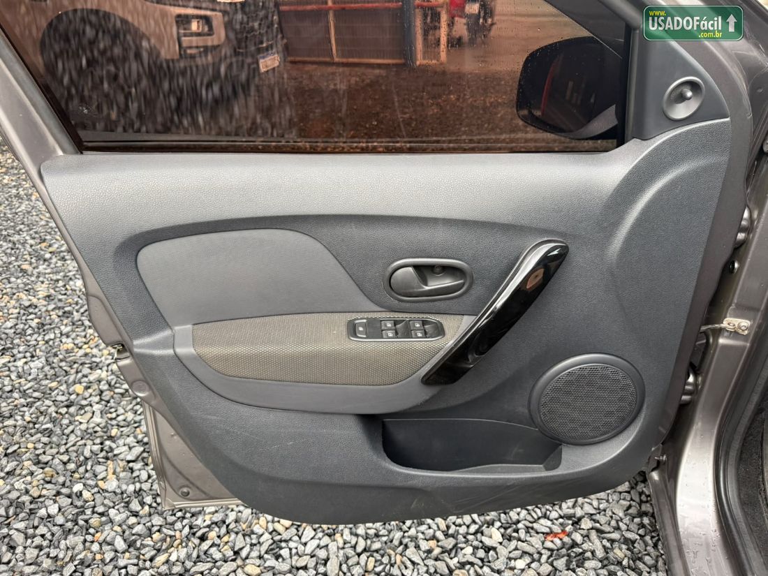 Renault Logan Zen 1.0 Mecânico Flex 2022/2023 — foto 11 de 16