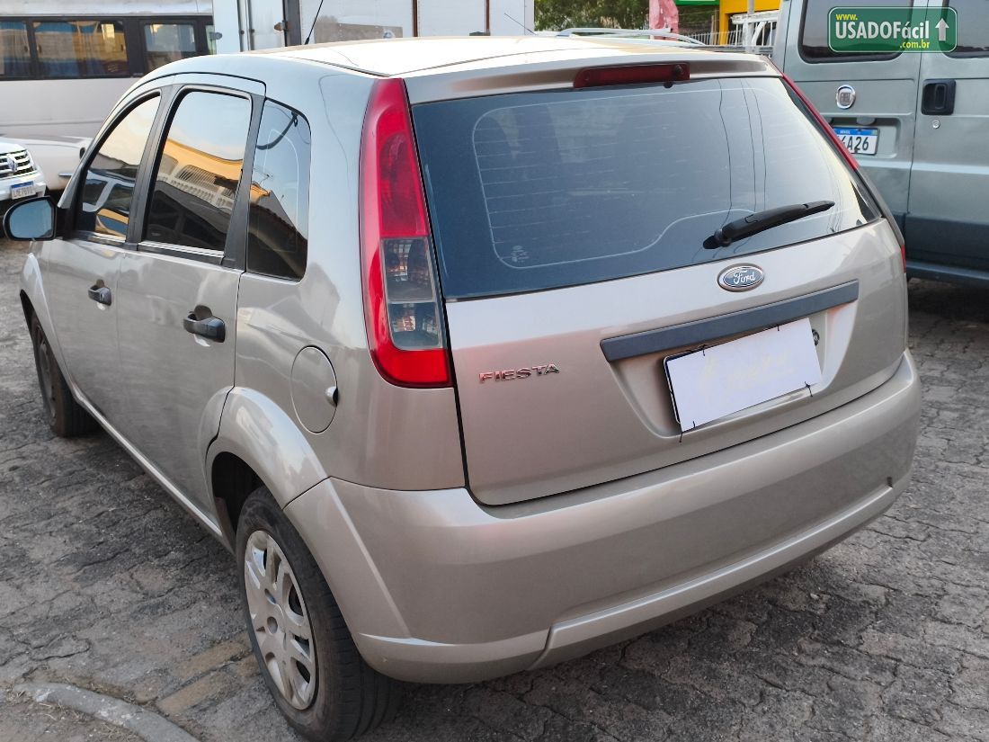 Ford Fiesta Hatch 1.0 5P Flex 2011/2011 — foto 4 de 7