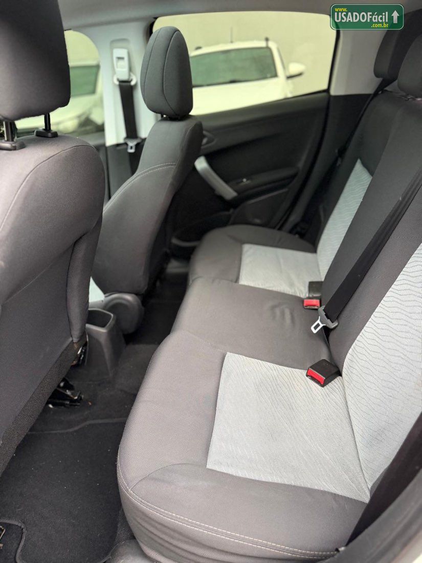Peugeot Peugeot 208 Allure 1.6 Automático Flex 2016/2016 — foto 6 de 13