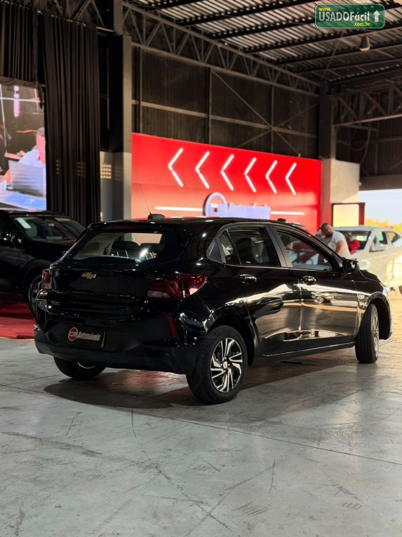CHEVROLET/GM Onix Hatch LT 1.0 Mecânico Flex 2023/2024 — foto 12 de 15