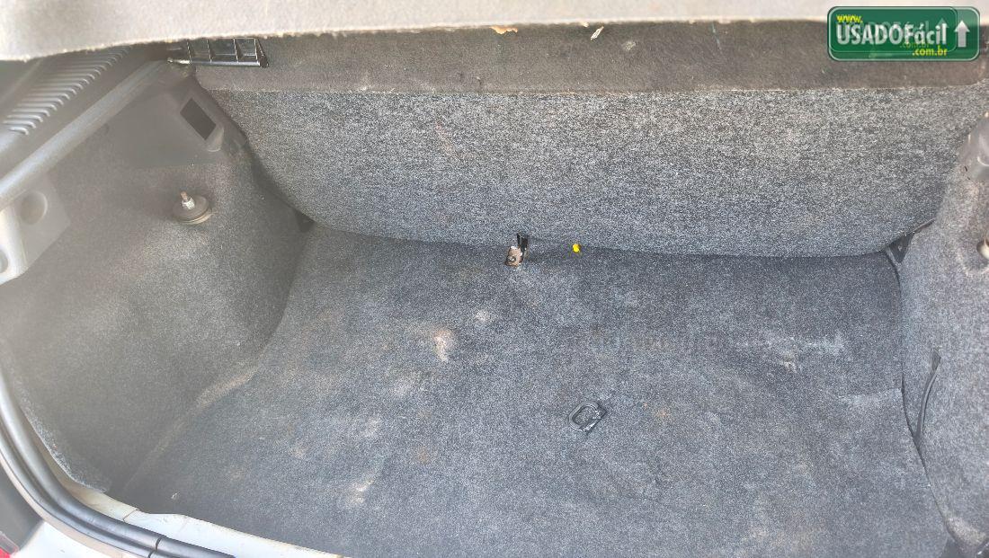 RENAULT Clio Expression 1.0 5P 2016/2016 — foto 10 de 10