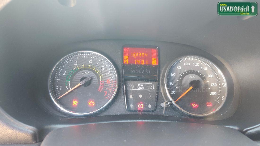 RENAULT Clio Expression 1.0 5P 2016/2016 — foto 7 de 10