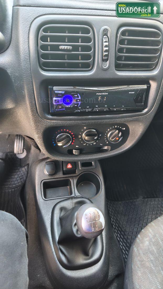 RENAULT Clio Expression 1.0 5P 2016/2016 — foto 9 de 10