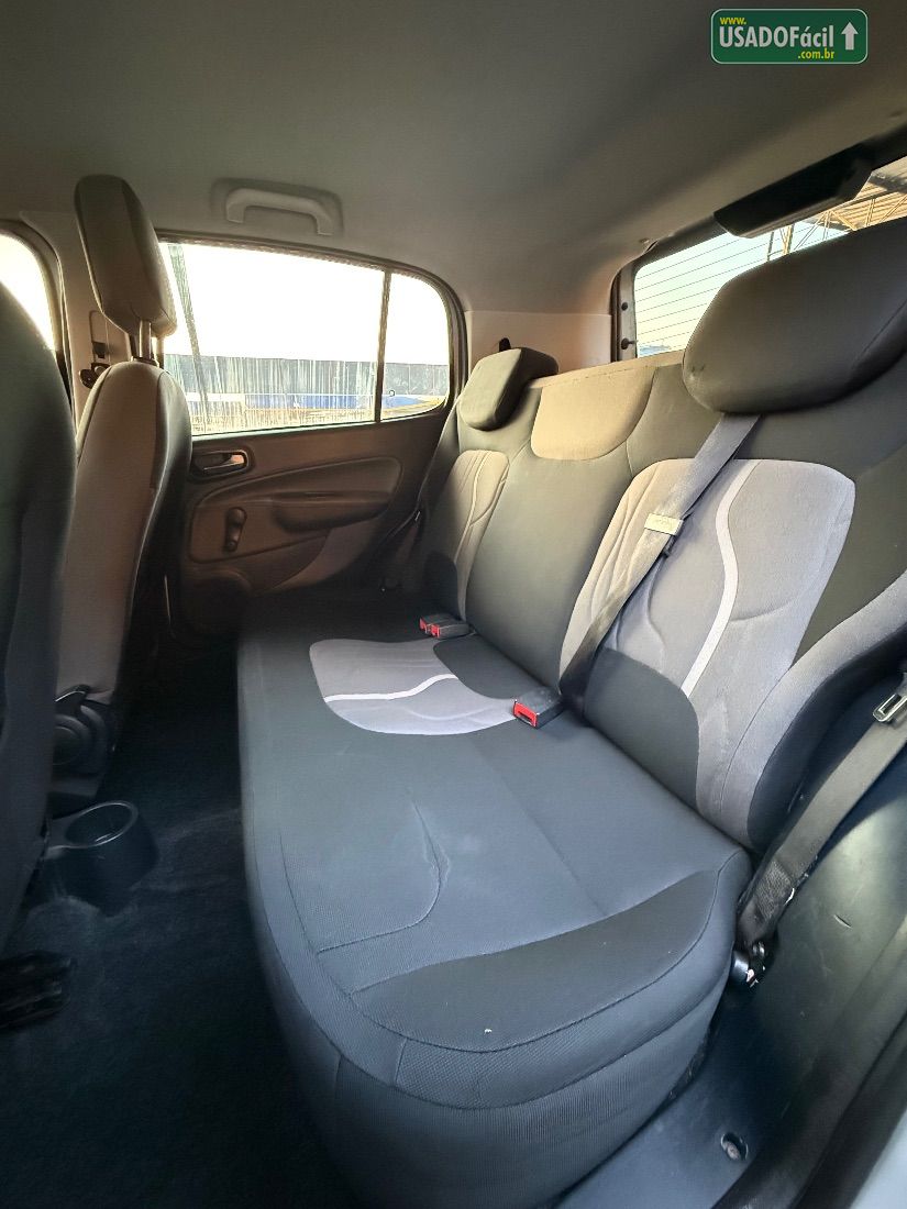 Fiat Uno Way 1.4 EVO Fire Flex 5P 2016/2016 — foto 8 de 14