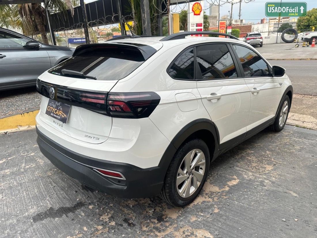 Volkswagen Nivus Comfortline 200 TSI Automático Flex 2023/2024 — foto 6 de 10