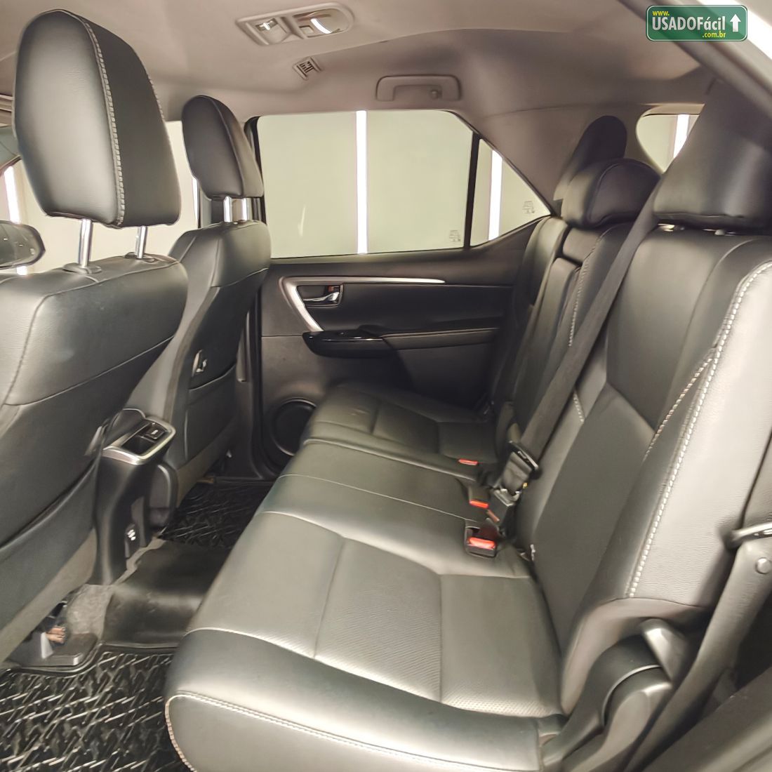 Toyota Hilux SW4 SRX 2.8 4x4 TDI Automático Diesel 2021/2021 — foto 6 de 12