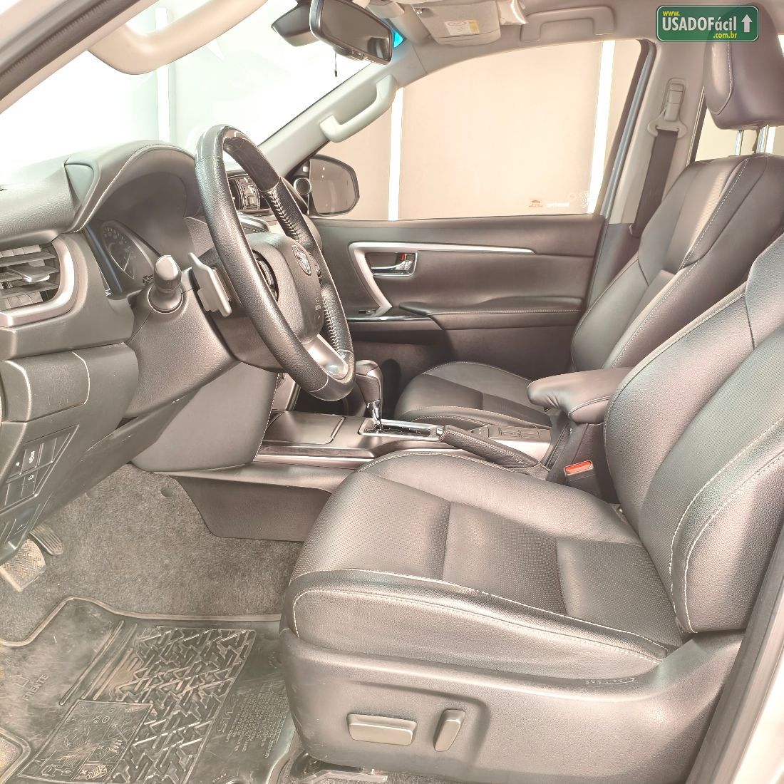 Toyota Hilux SW4 SRX 2.8 4x4 TDI Automático Diesel 2021/2021 — foto 7 de 12