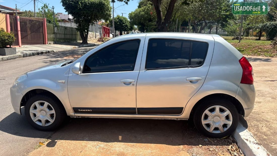Renault Sandero Authentique 1.0 Hi-Flex 5P 2010/2010 — foto 7 de 9