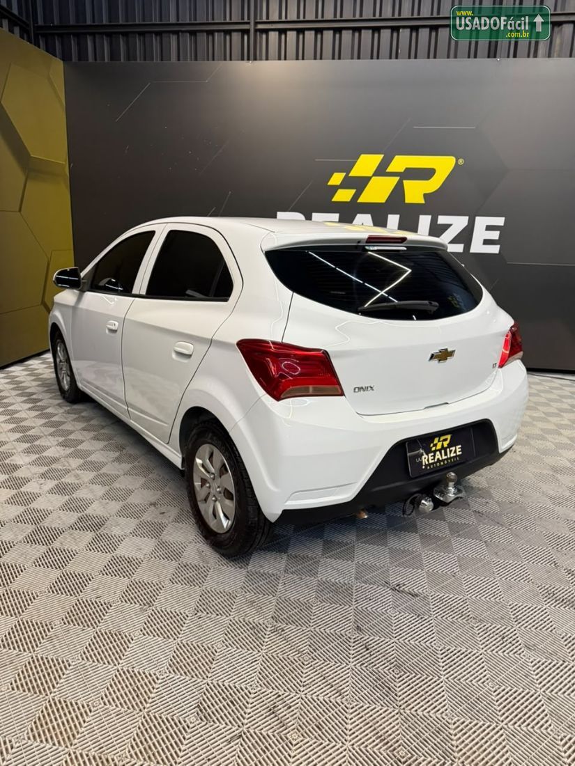 CHEVROLET/GM Onix Hatch LT 1.0 Mecânico Flex 2019/2019 — foto 4 de 9