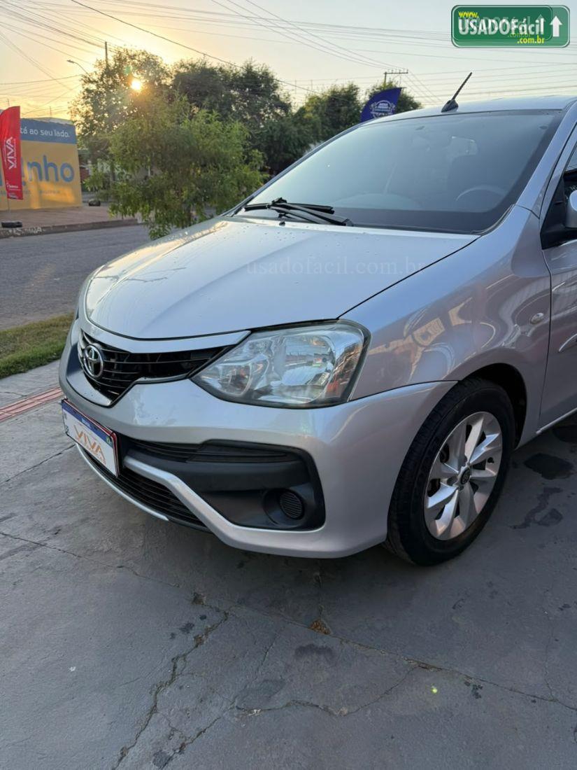 TOYOTA Etios Hatch X 1.3 Mecânico Flex 2017/2018 — foto 3 de 8
