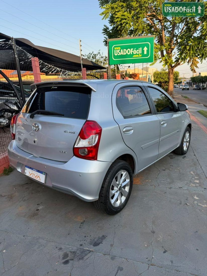 TOYOTA Etios Hatch X 1.3 Mecânico Flex 2017/2018 — foto 4 de 8