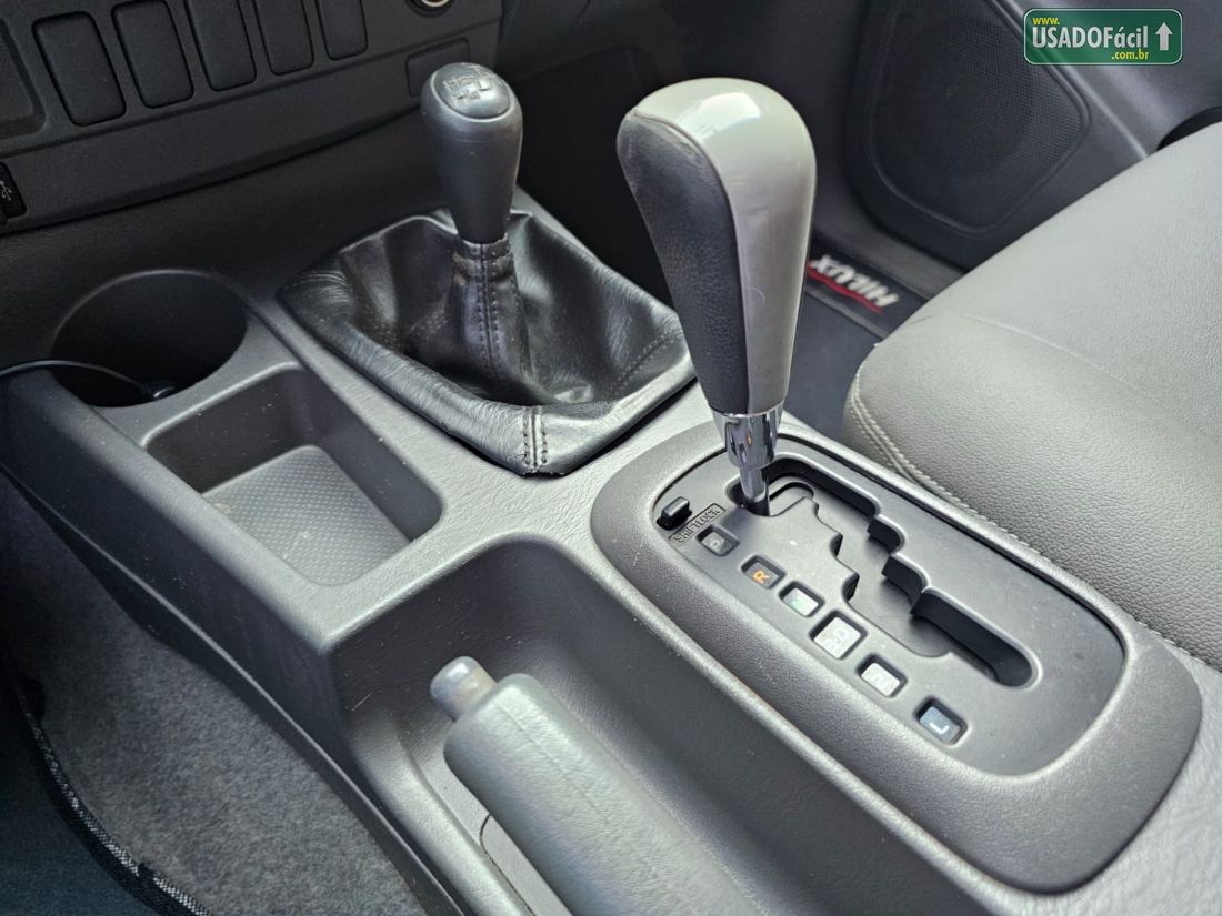 Toyota Hilux SRV CD 2.7 4x4 Automático Flex 2012/2012 — foto 12 de 14