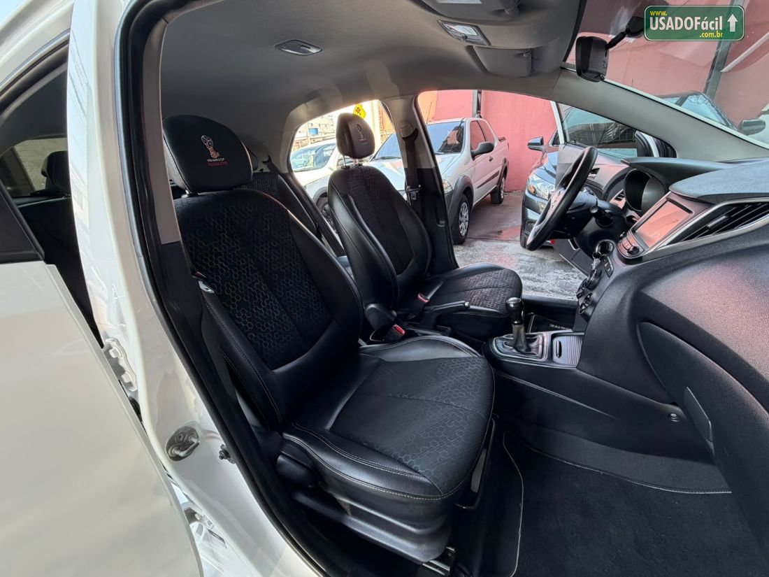 Hyundai HB20 Hatch Copa do Mundo 1.0 Mecânico Flex 2018/2019 — foto 14 de 22