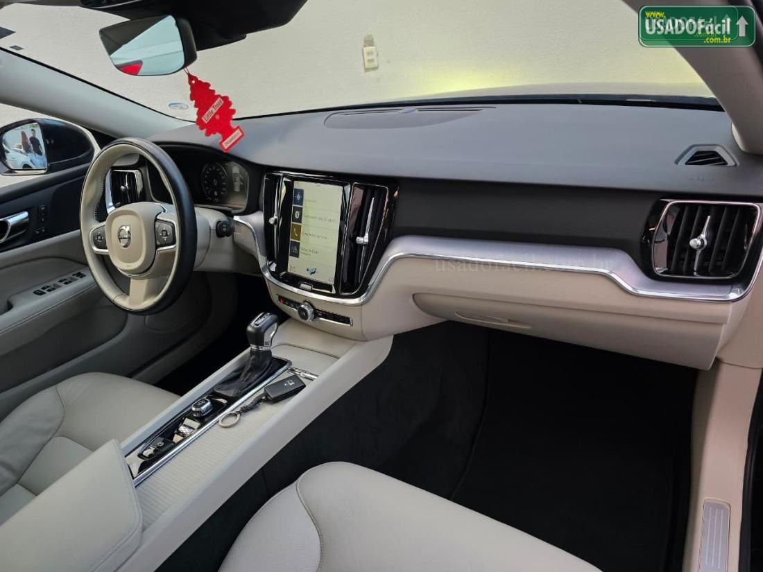 VOLVO Volvo V60 T-5 Momentum 2.0 245CV 5P 2020/2020 — foto 7 de 14