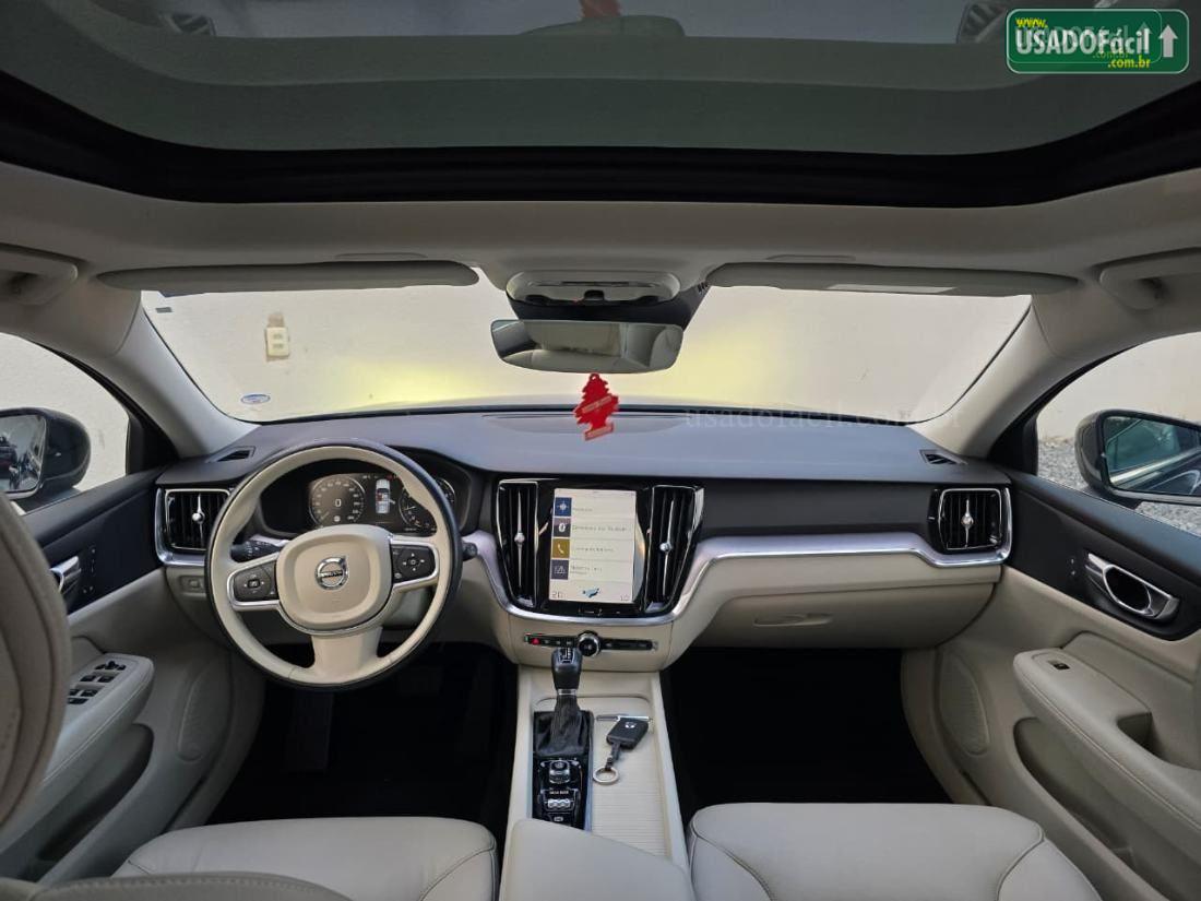 VOLVO Volvo V60 T-5 Momentum 2.0 245CV 5P 2020/2020 — foto 8 de 14