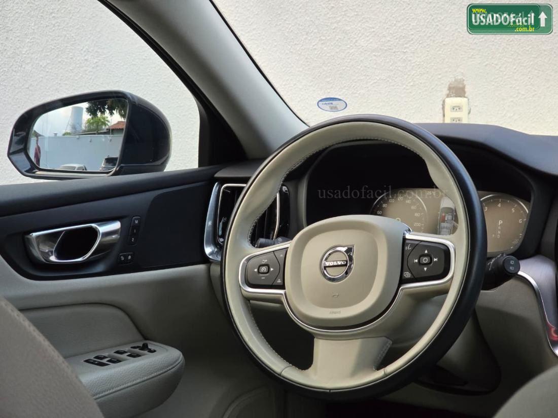 VOLVO Volvo V60 T-5 Momentum 2.0 245CV 5P 2020/2020 — foto 9 de 14