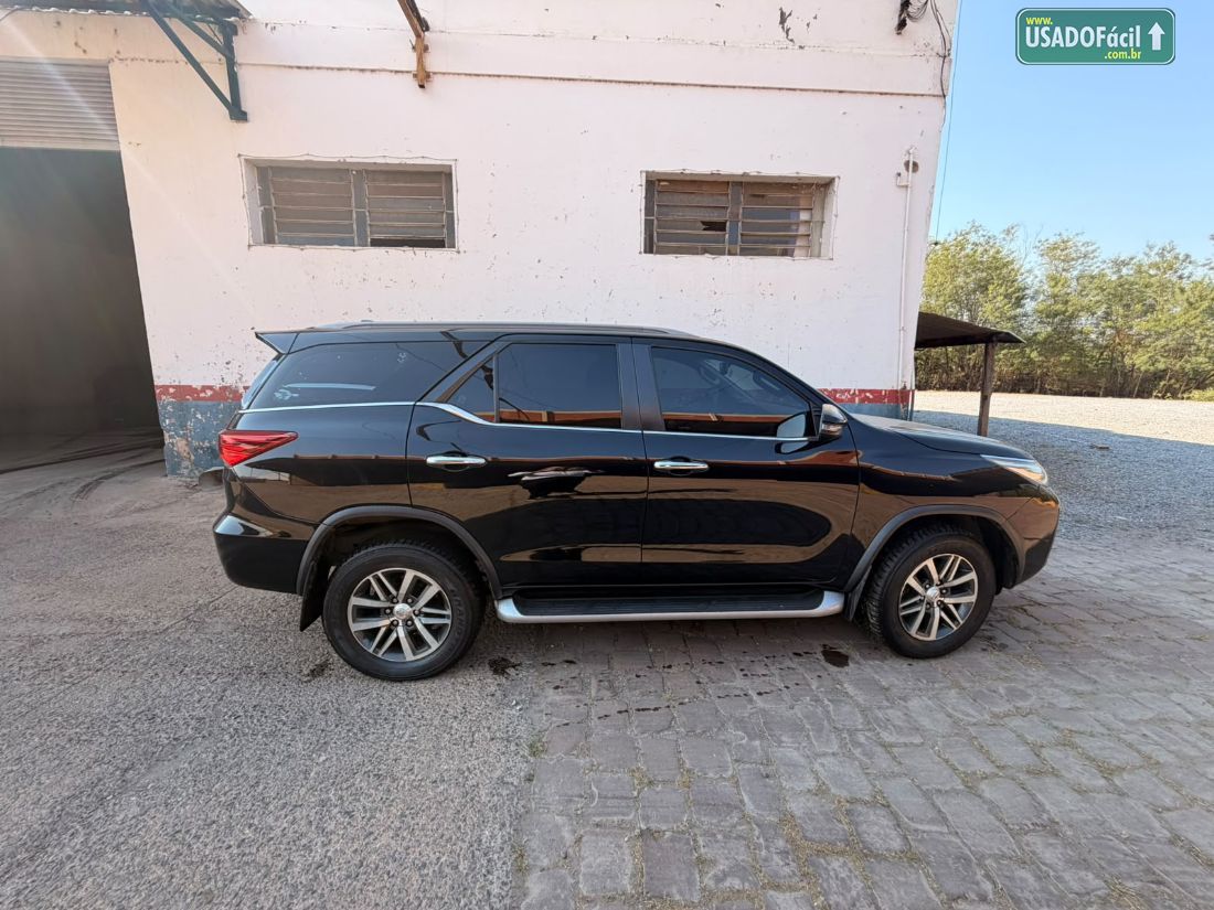 Toyota Hilux SW4 SRX 2.8 4x4 TDI Automático Diesel 2020/2020 — foto 5 de 13