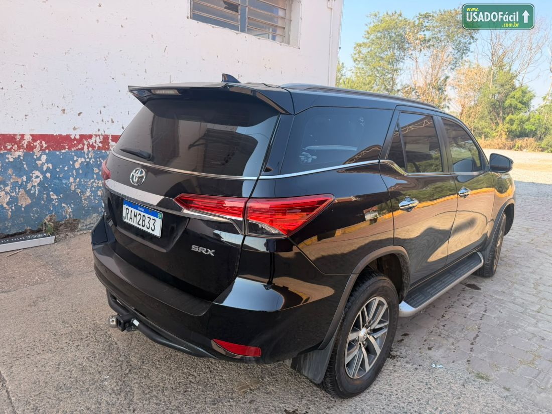 Toyota Hilux SW4 SRX 2.8 4x4 TDI Automático Diesel 2020/2020 — foto 7 de 13