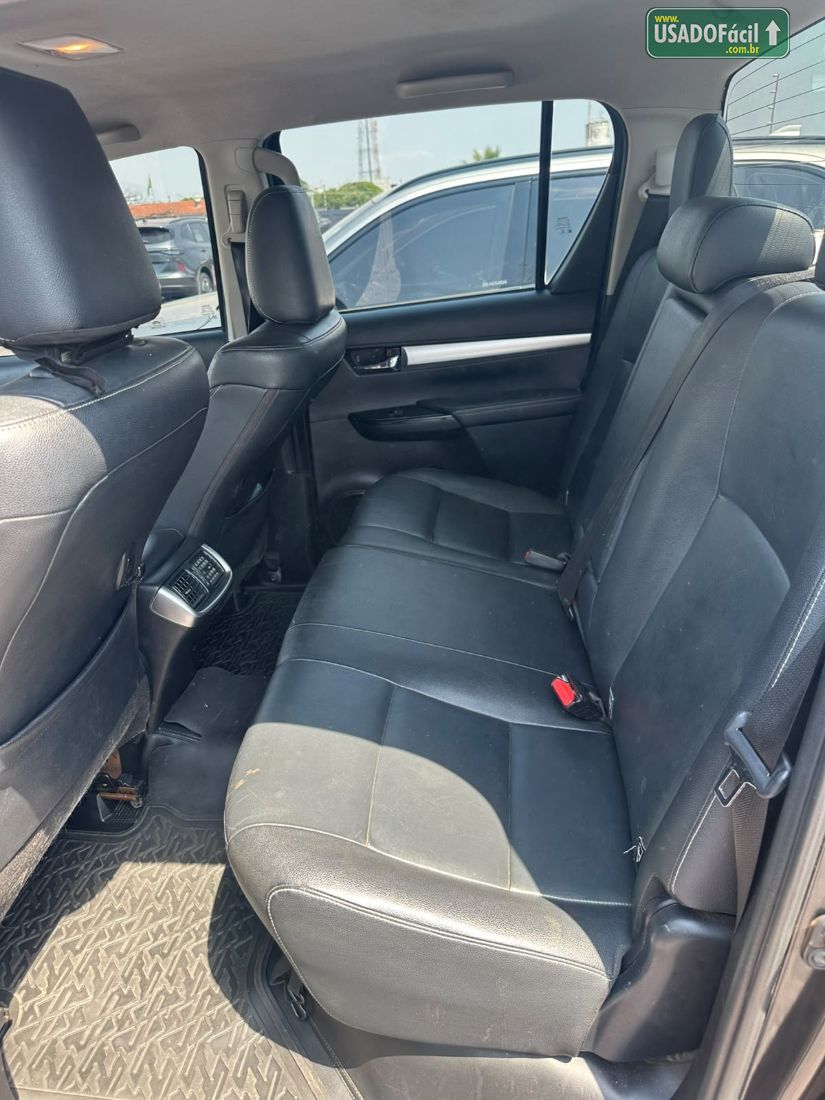 Toyota Hilux SRV CD 2.8 4x4 TDI Automático Diesel 2017/2017 — foto 10 de 13