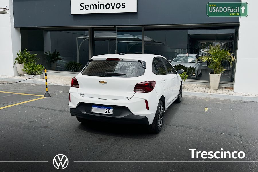 CHEVROLET/GM Onix Hatch LT 1.0 Mecânico Flex 2023/2024 — foto 2 de 6