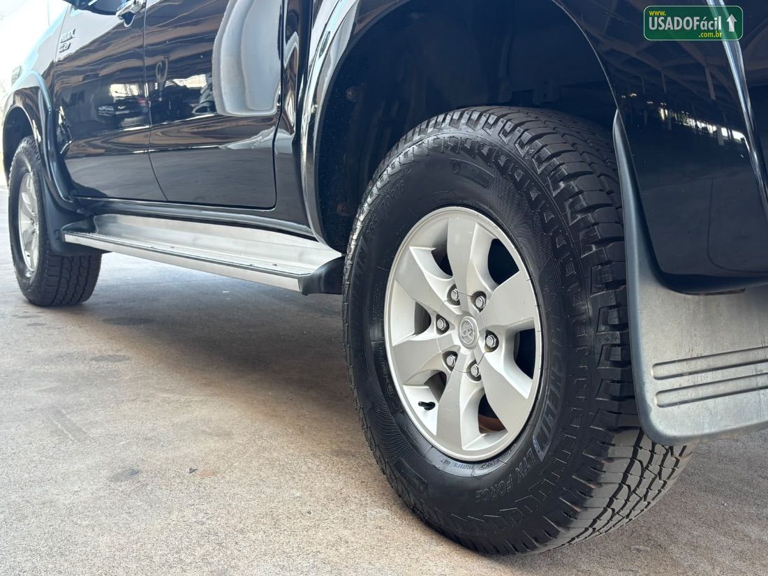 Toyota Hilux SRV CD 2.7 4x4 Automático Flex 2015/2015 — foto 3 de 10