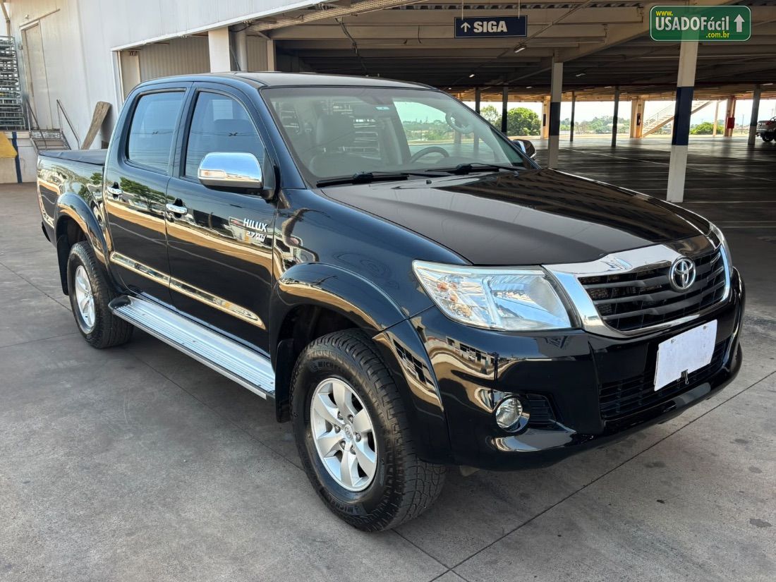 Toyota Hilux SRV CD 2.7 4x4 Automático Flex 2015/2015 — foto 5 de 10