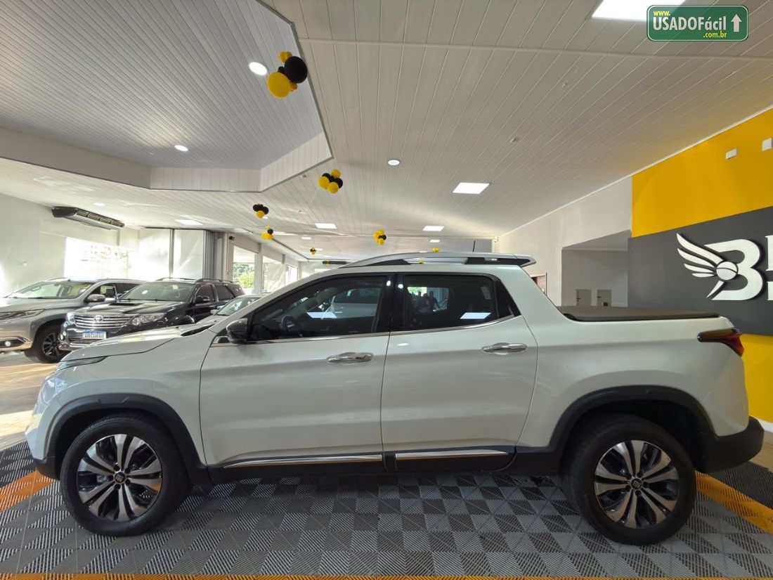 Fiat Toro Volcano 2.0 4X4 Turbo Automático Diesel 2023/2024 — foto 4 de 13