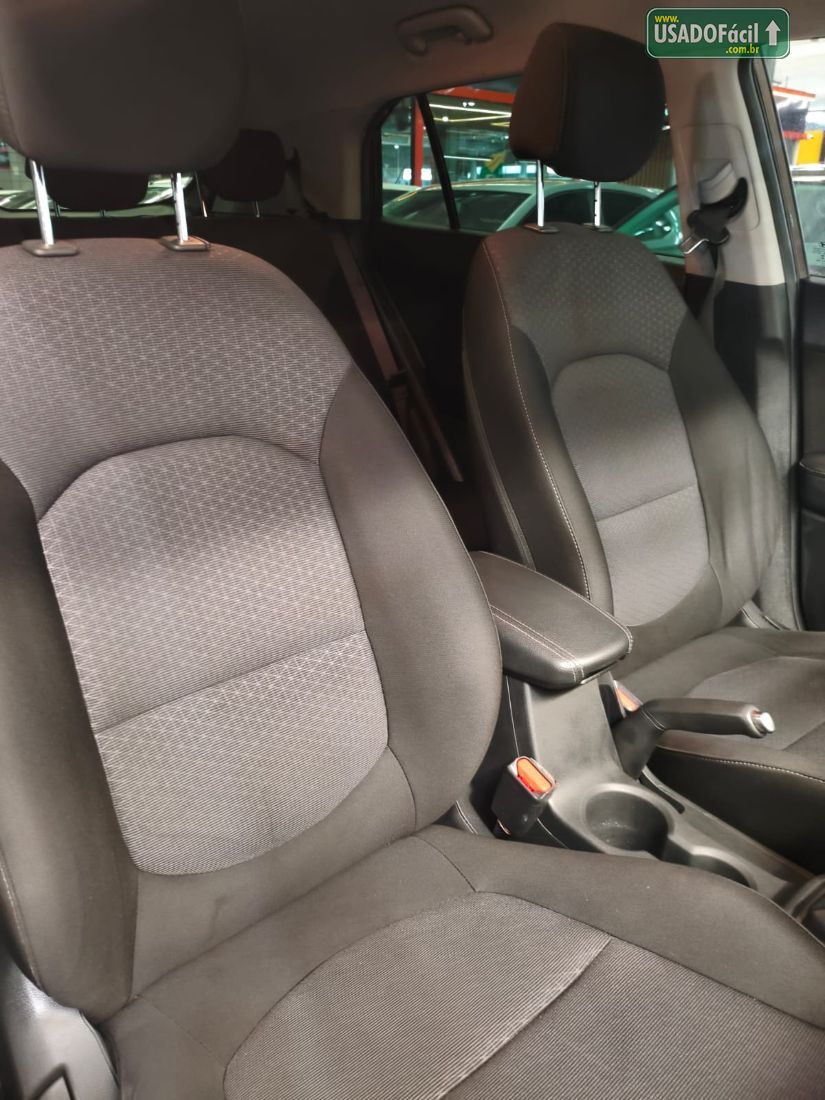 Hyundai Creta Pulse 1.6 Mecânico Flex 2017/2017 — foto 16 de 19