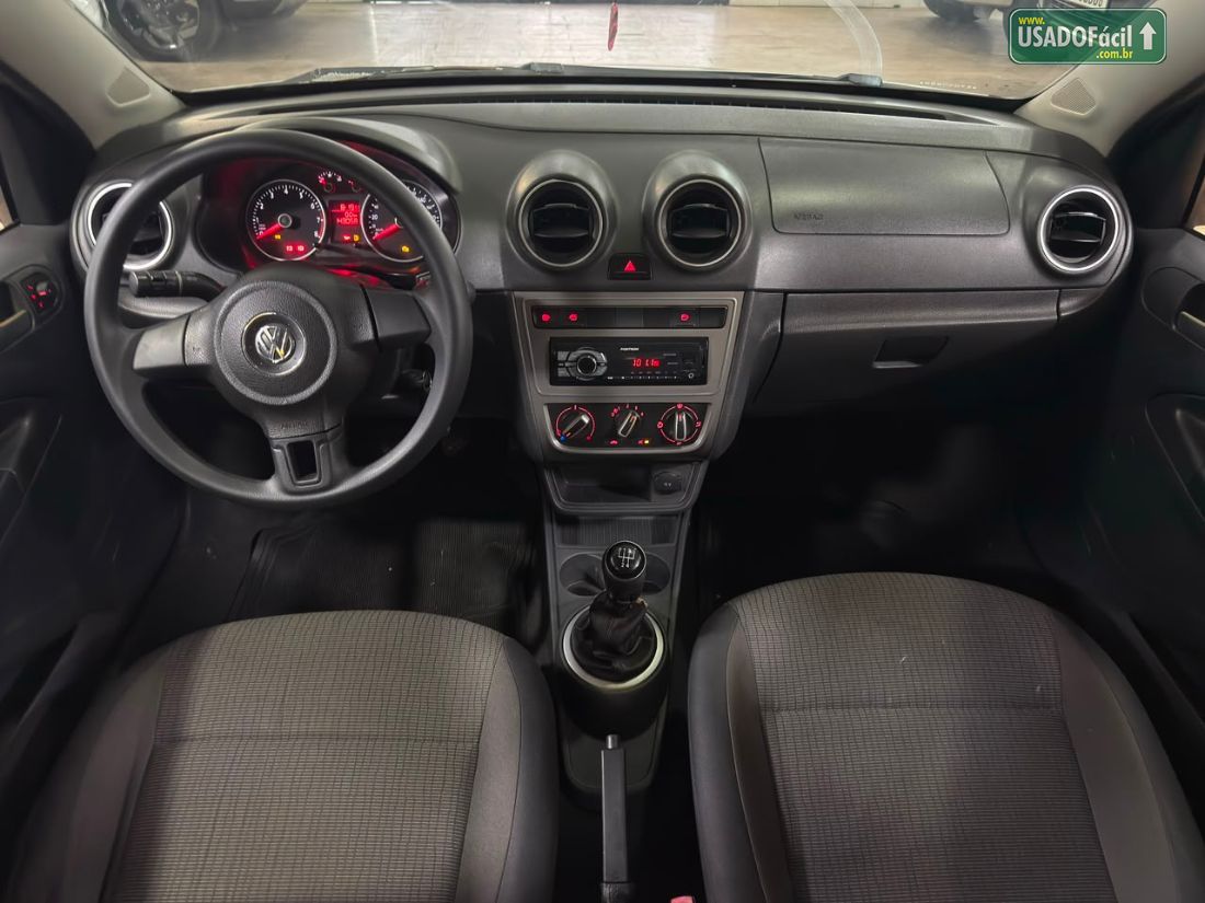 Volkswagen Voyage Comfortline 1.6 Total Flex 2013/2014 — foto 11 de 13