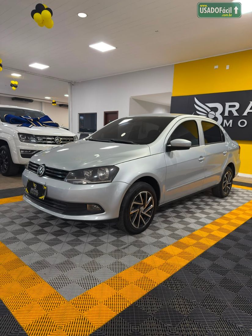 Volkswagen Voyage Comfortline 1.6 Total Flex 2013/2014 — foto 3 de 13