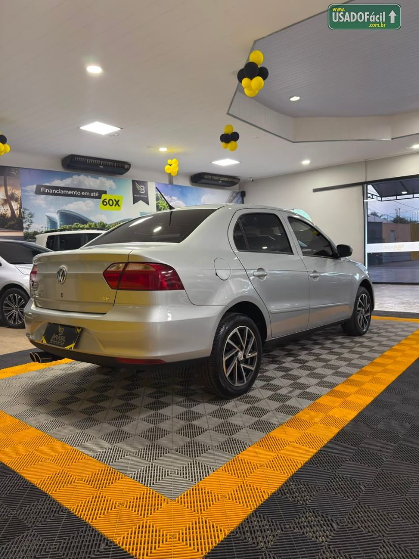Volkswagen Voyage Comfortline 1.6 Total Flex 2013/2014 — foto 7 de 13