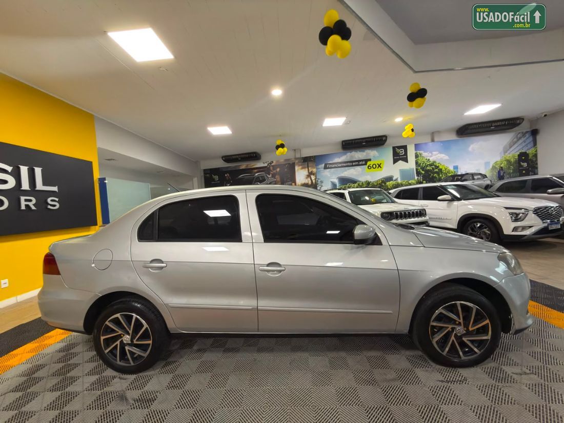 Volkswagen Voyage Comfortline 1.6 Total Flex 2013/2014 — foto 8 de 13