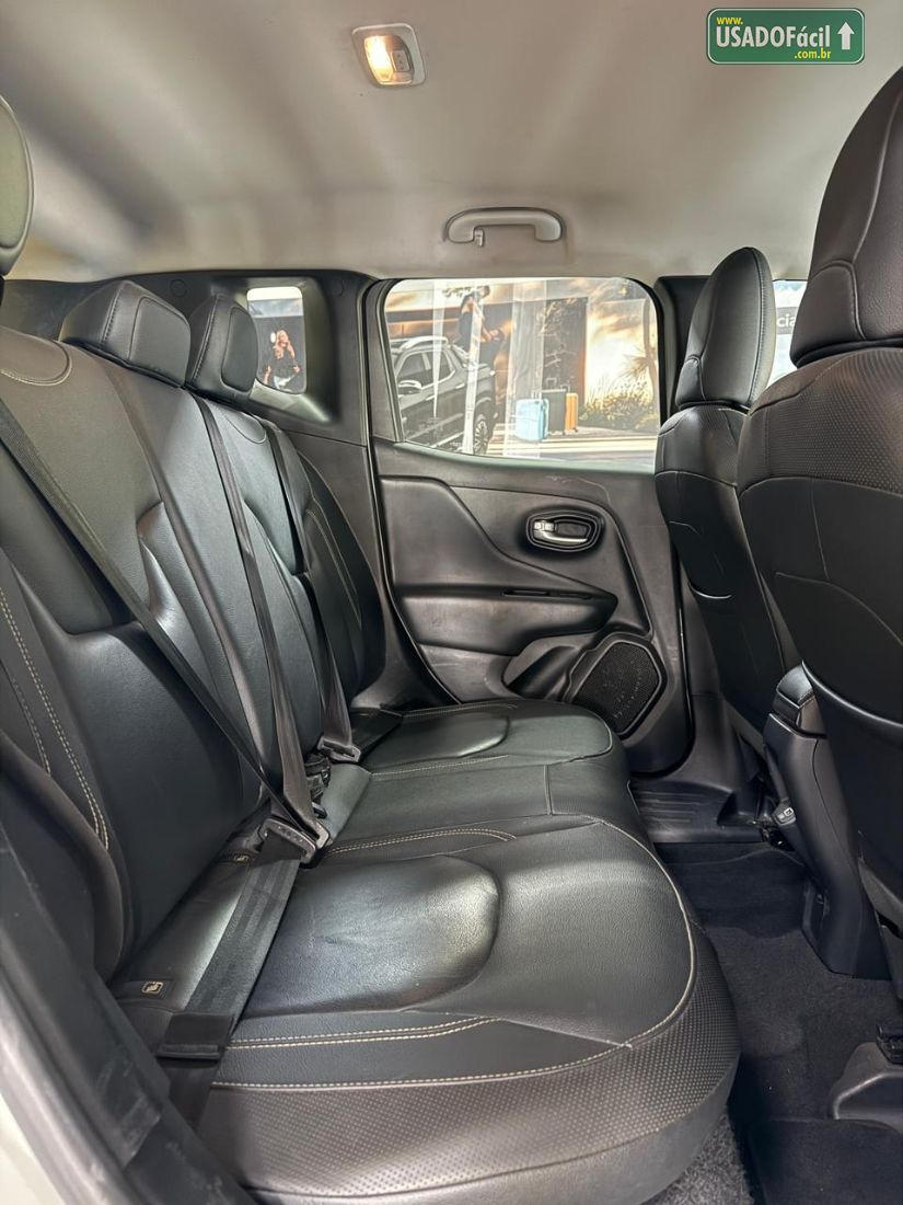 Jeep Renegade Longitude T270 1.3 Turbo 4x2 Automático Flex 2023/2023 — foto 10 de 13
