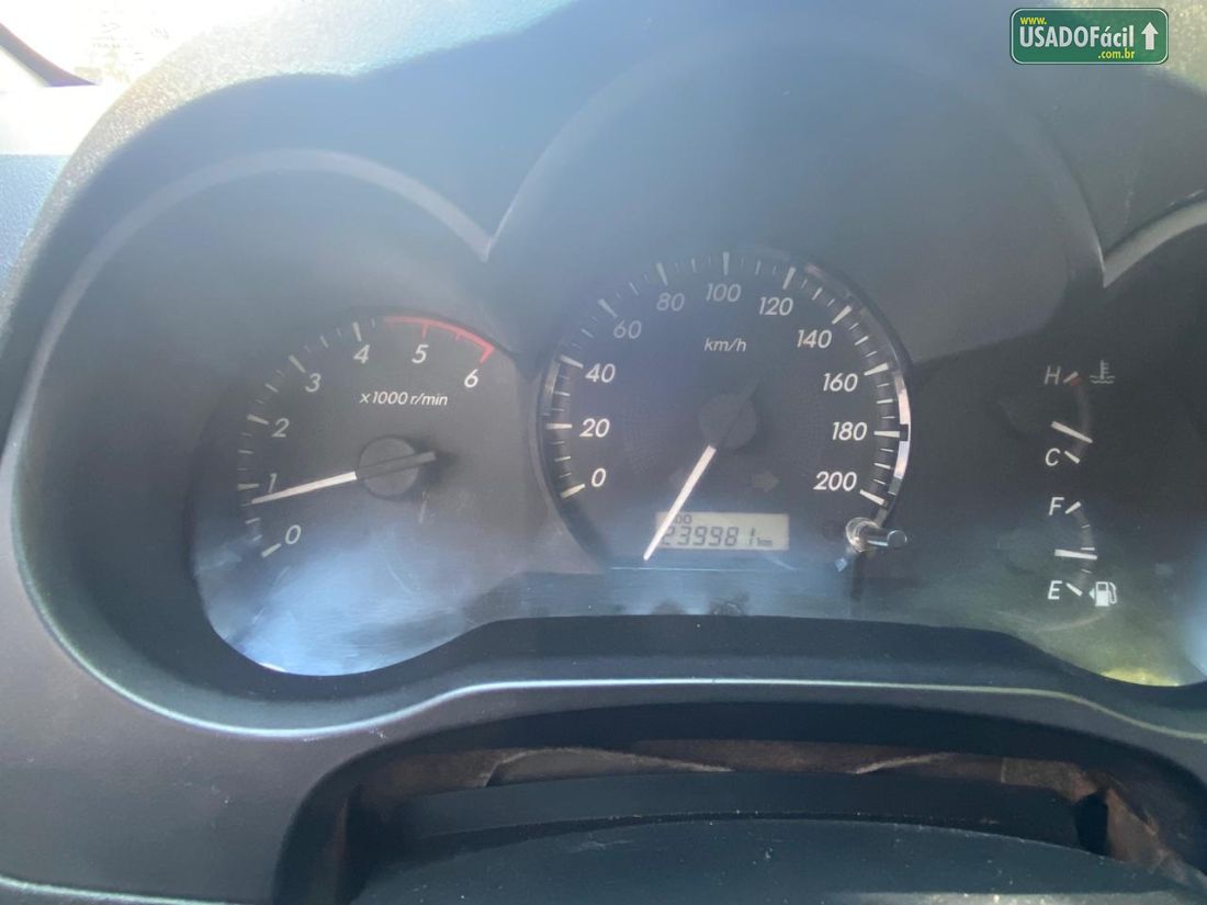 Toyota Hilux CS D4-D 3.0 4x4 TDI Mecânico Diesel 2015/2015 — foto 12 de 12