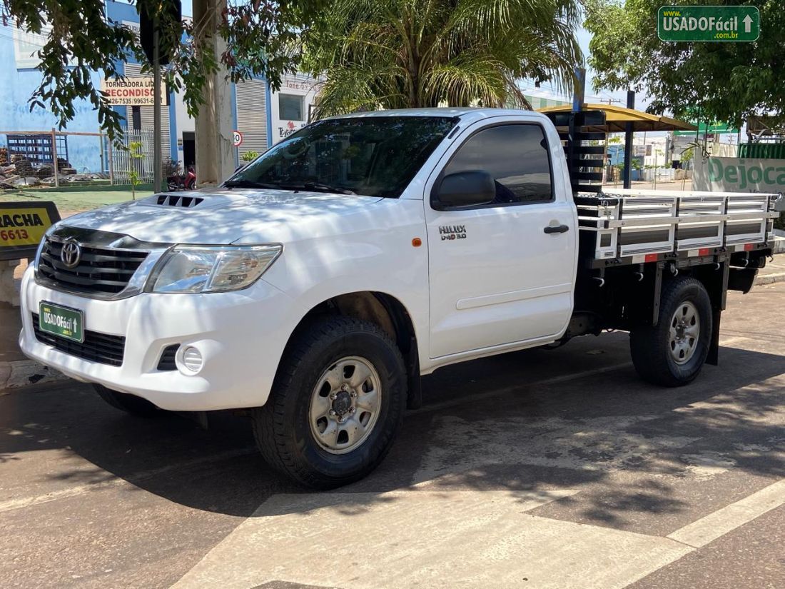 Toyota Hilux CS D4-D 3.0 4x4 TDI Mecânico Diesel 2015/2015 — foto 3 de 12
