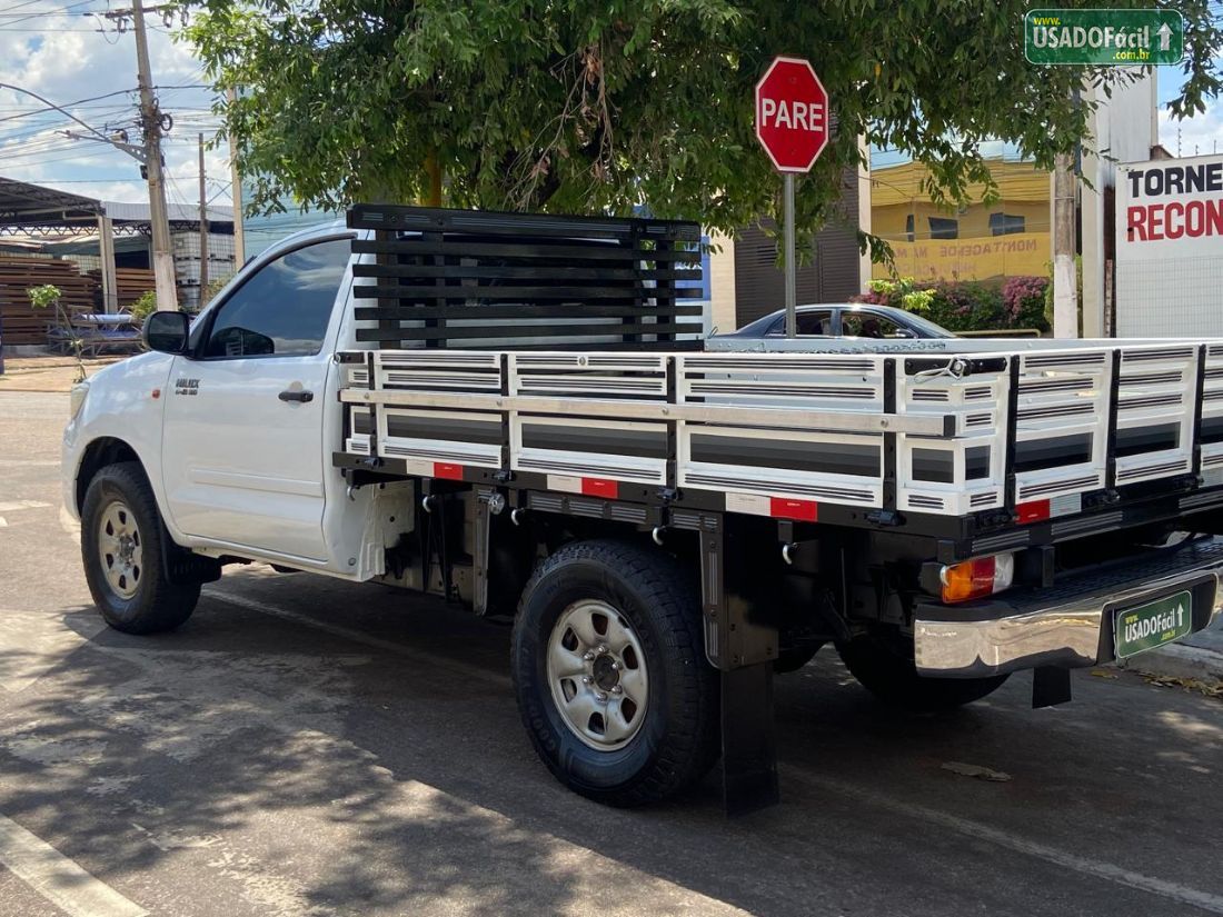 Toyota Hilux CS D4-D 3.0 4x4 TDI Mecânico Diesel 2015/2015 — foto 5 de 12
