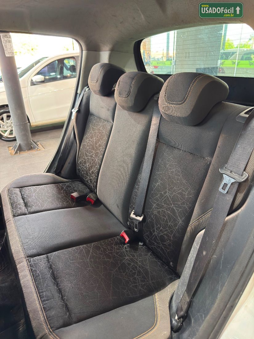 Fiat Mobi Trekking Flex 2023/2024 — foto 8 de 12