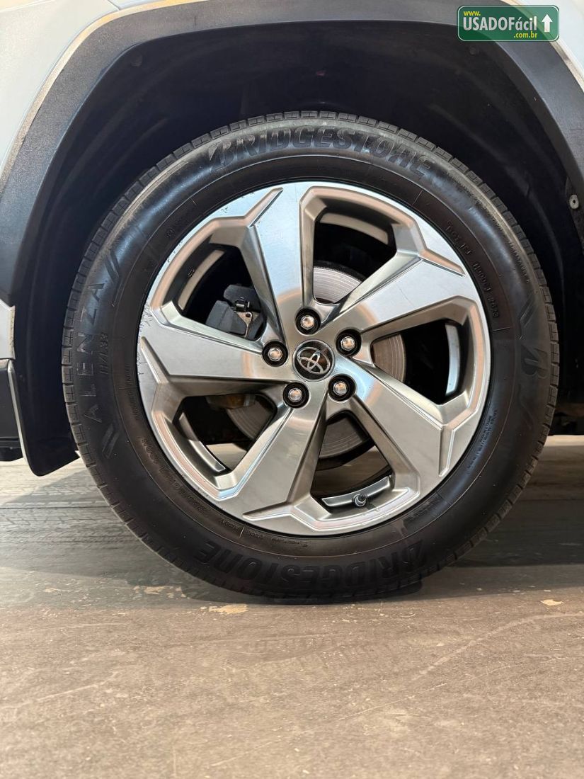 Toyota RAV4 2.5 S 4x4 Automático Híbrido 2019/2019 — foto 5 de 16