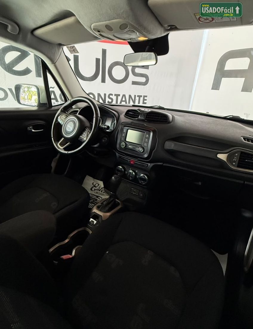 Jeep Renegade Longitude 1.8 4x2 Automático Flex 2015/2016 — foto 9 de 11