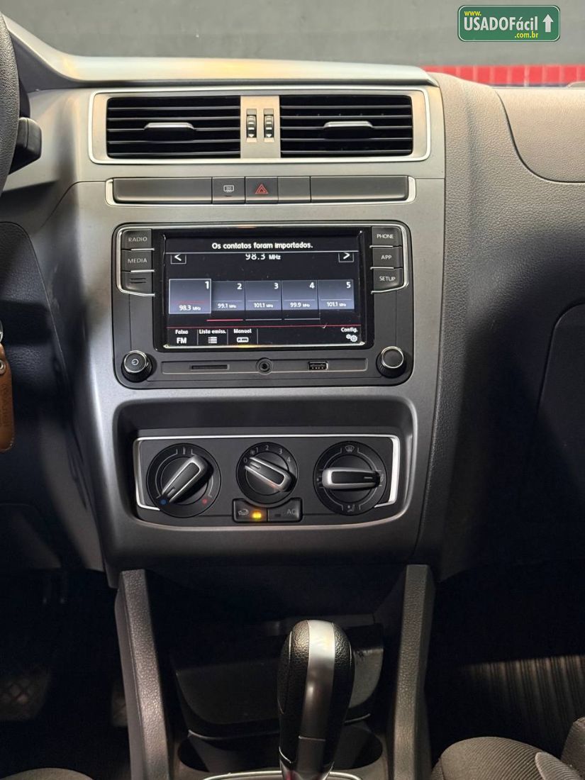 Volkswagen Fox Connect I Motion 1.6 4P Flex 2018/2019 — foto 12 de 15