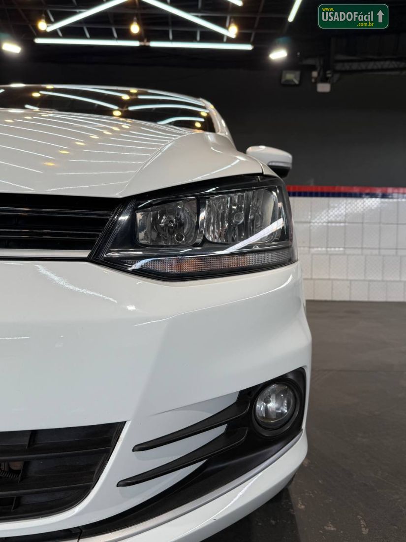 Volkswagen Fox Connect I Motion 1.6 4P Flex 2018/2019 — foto 4 de 15