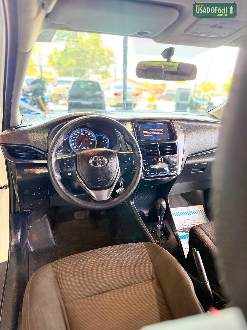 Toyota Yaris Sedan XL 1.5 Automático Flex 2023/2024 — foto 3 de 12