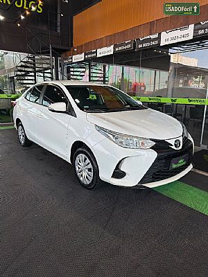 Toyota Yaris Sedan XL 1.5 Automático Flex