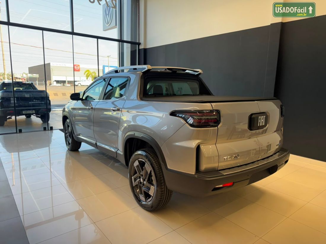FIAT TORO VOLCANO FLEX 2026/2027 — foto 4 de 10