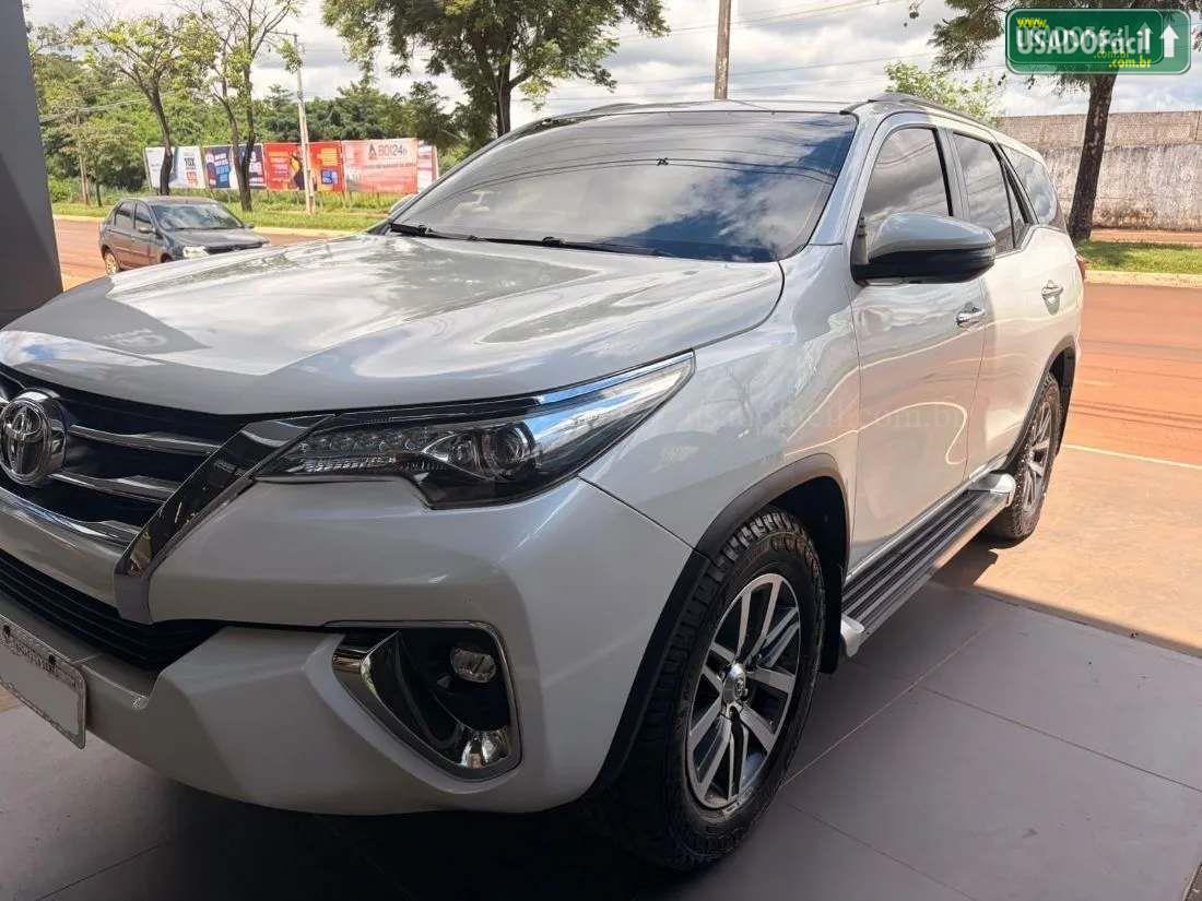 TOYOTA Hilux SRX CD 2.8 4x4 TDI Automático Diesel 2019/2019 — foto 2 de 8