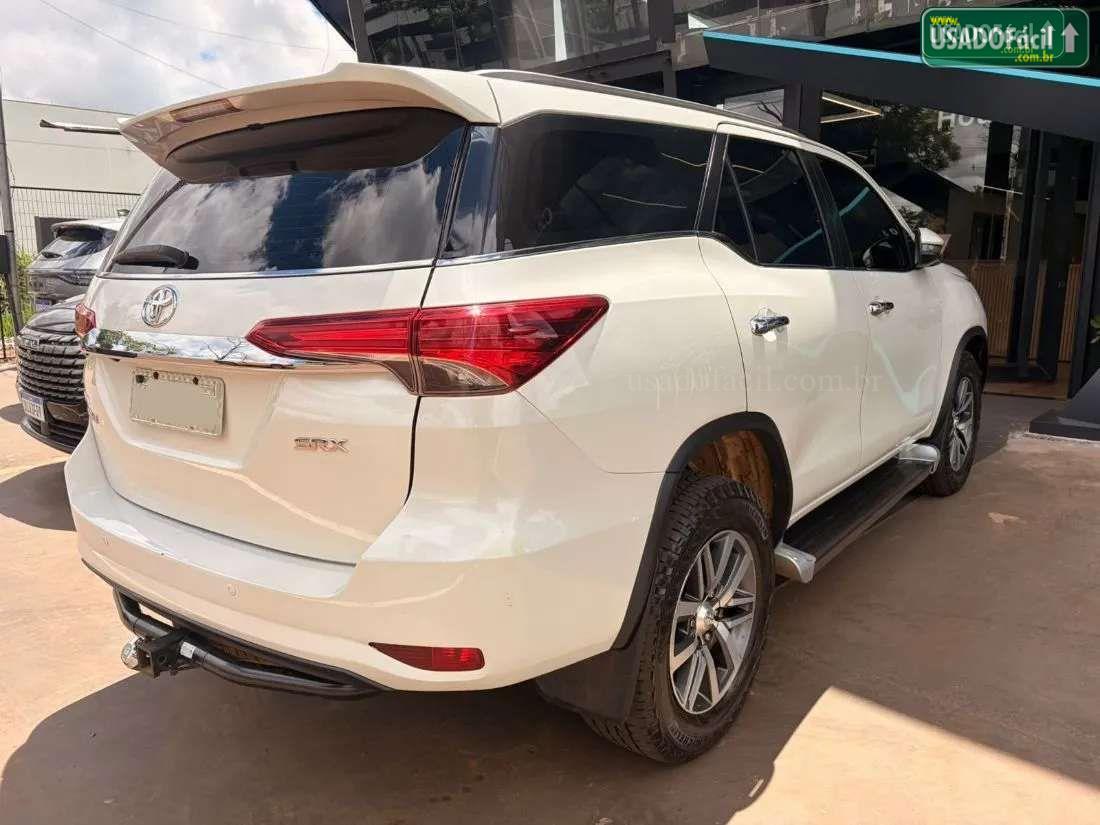 TOYOTA Hilux SRX CD 2.8 4x4 TDI Automático Diesel 2019/2019 — foto 4 de 8