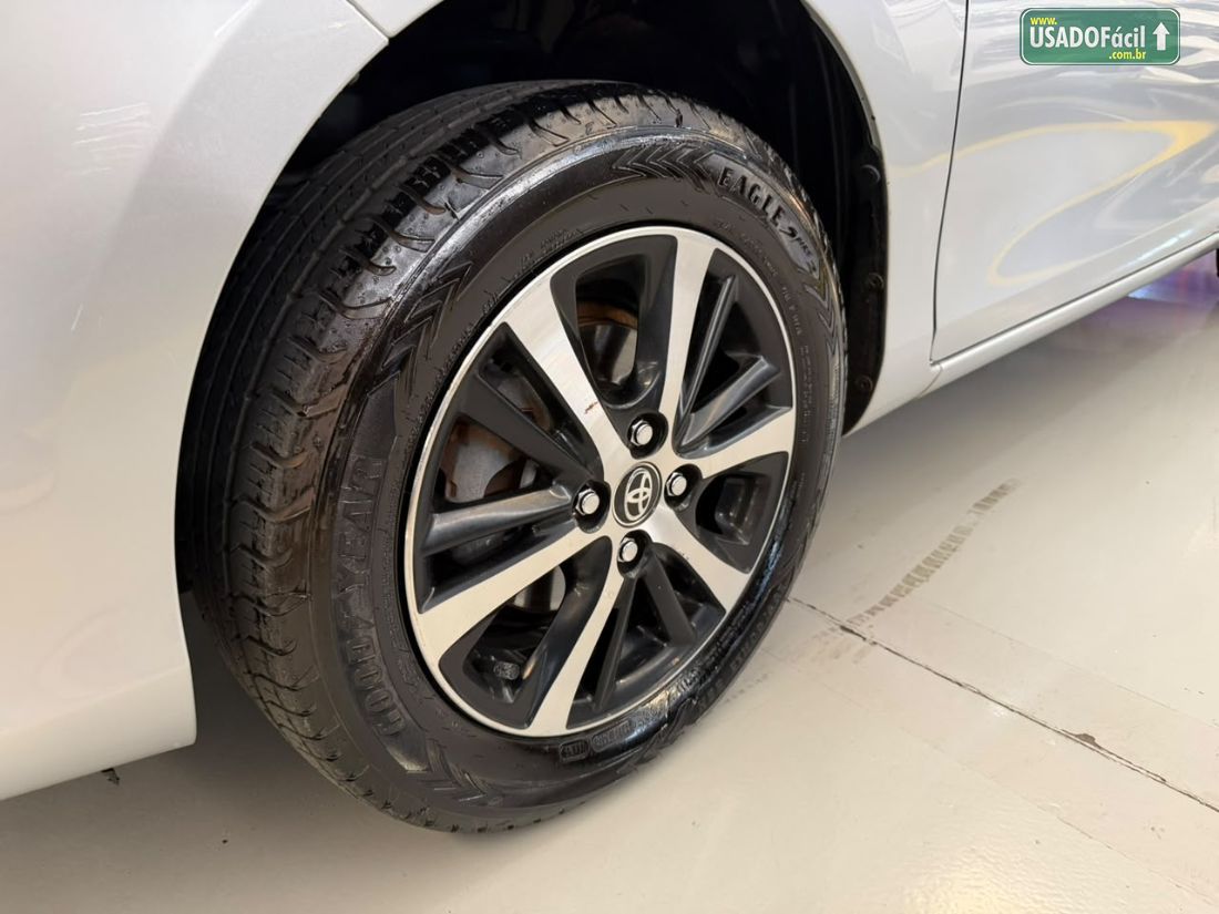 Toyota Yaris Sedan XS Connect 1.5 Automático Flex 2020/2020 — foto 5 de 18