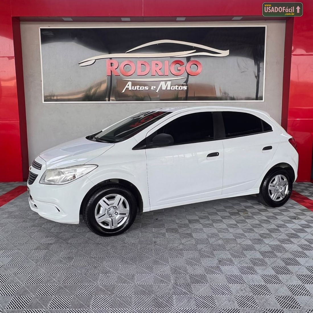 CHEVROLET/GM Onix Hatch LS 1.0 Mecânico Flex 2016/2016 — foto 3 de 11